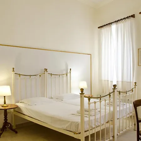 Guest house Omiros 4*