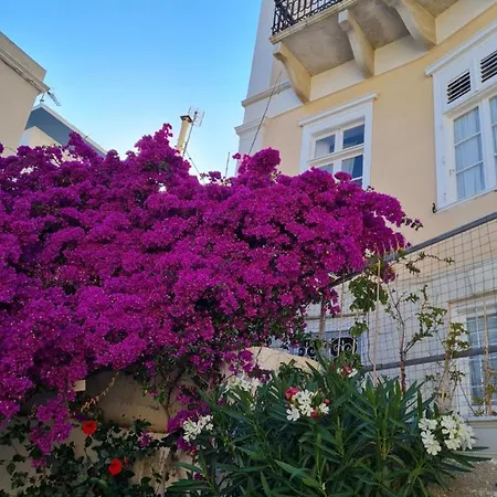 Omiros Guest house