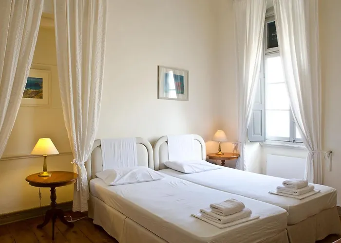 Πανσιόν Omiros