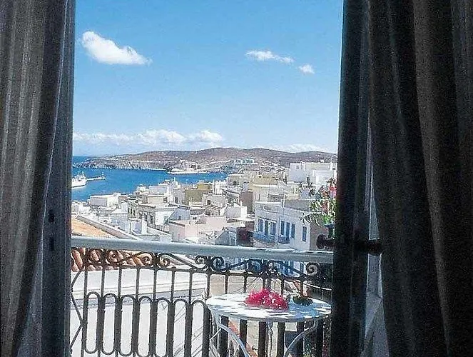 Omiros 3* إرموبولّي