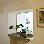בית הארחה Omiros ארמופוליס
