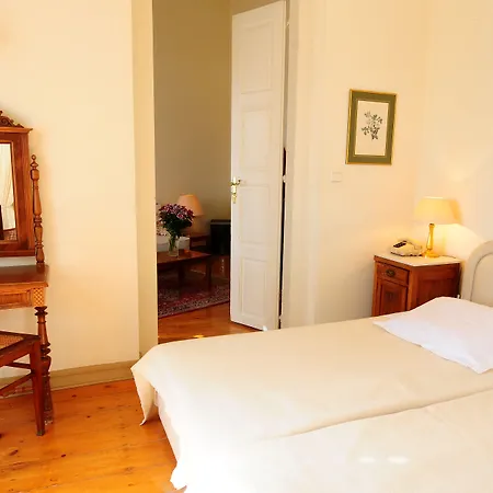 Omiros 3* 에르무폴리