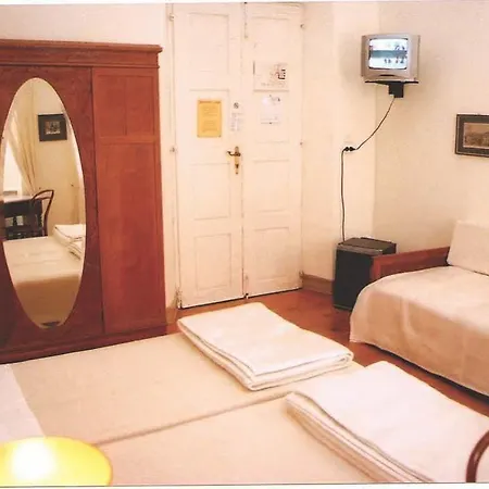 Omiros 3* Ermoupoli