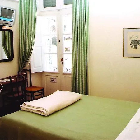 Omiros 에르무폴리