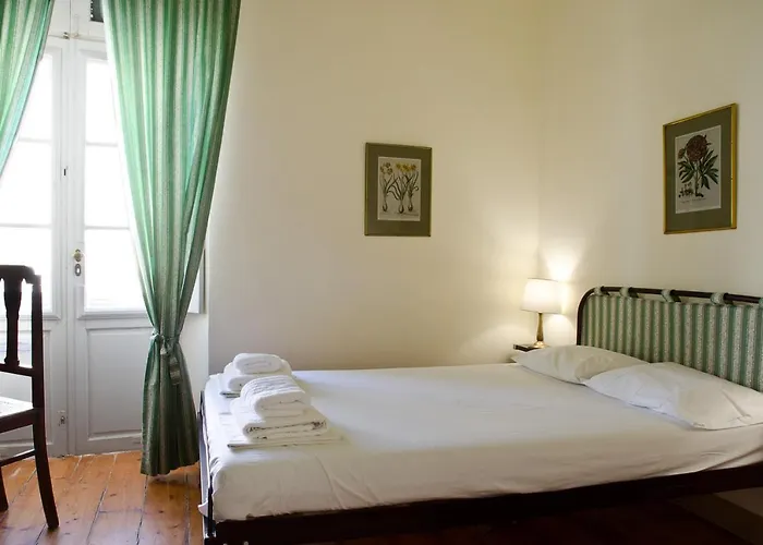 Omiros 에르무폴리