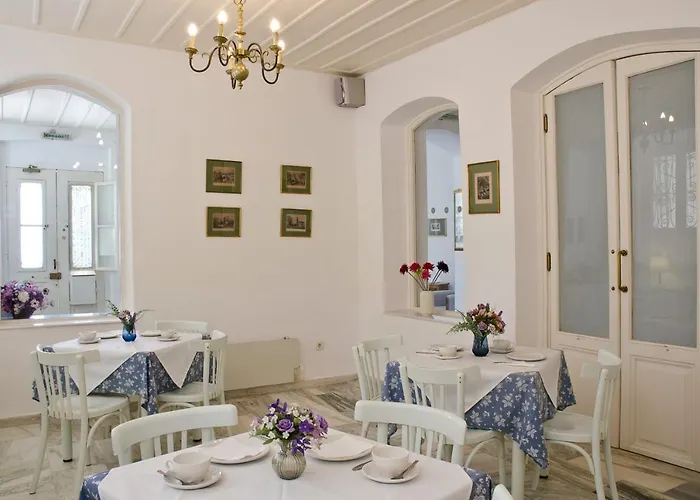 Omiros 에르무폴리