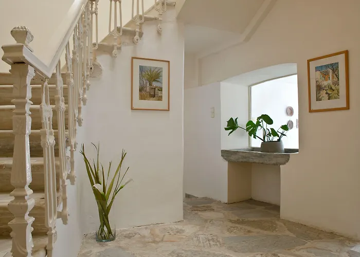 Omiros Guest house 3*