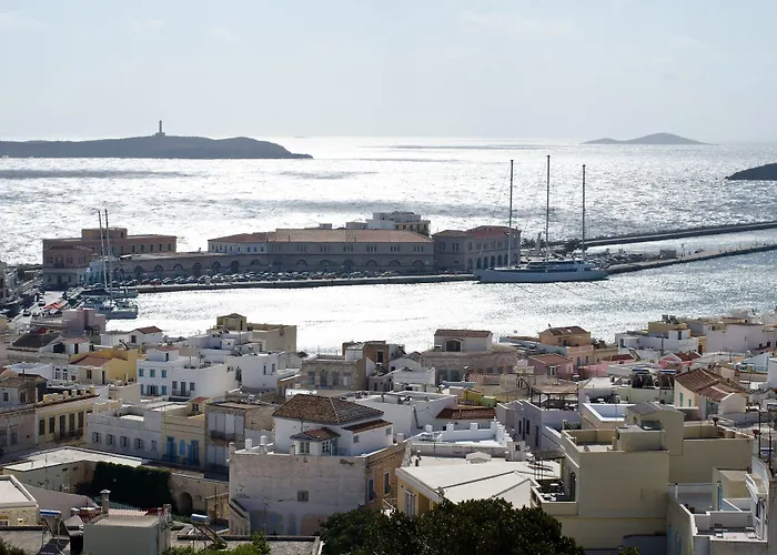 Omiros 에르무폴리